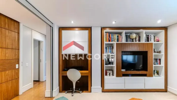 Apartamento em Rua Engenheiro Edgar Egídio de Sousa - Higienópolis - São Paulo/SP