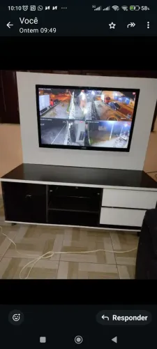 Vendo um raque para tv ,em bom estado de conservação