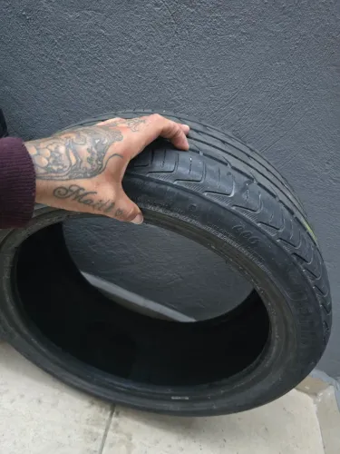 2 Pneus 195/45r15 PERFEITO ESTADO