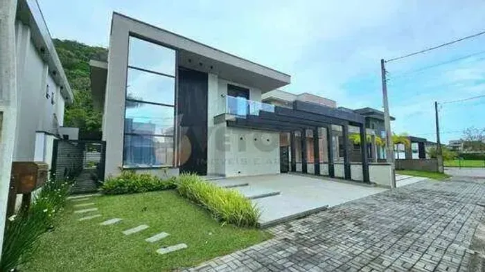 Casa à venda em Caraguatatuba, Costa Nova, com 4 quartos, 310m²