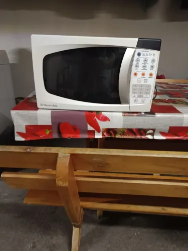 Microondas Eletrolux 20 litros