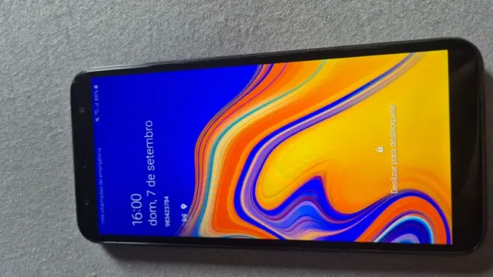 Celular Samsung Galaxy J6+