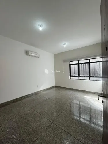 LH-SA0156 Sala para Locaçao com Ar Condicionado ideal para Escritorio Consultorio na Av Sa
