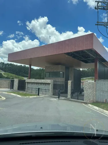 Lote de 522 m² no Quinta dos Lagos Esquina, Vista e Financiamento