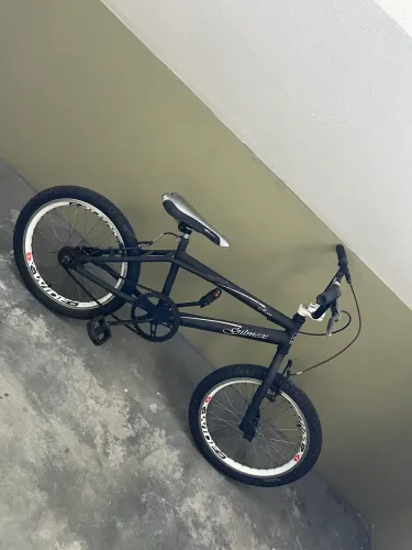 Vendo Bike Caloi 100 Sport, aro 26