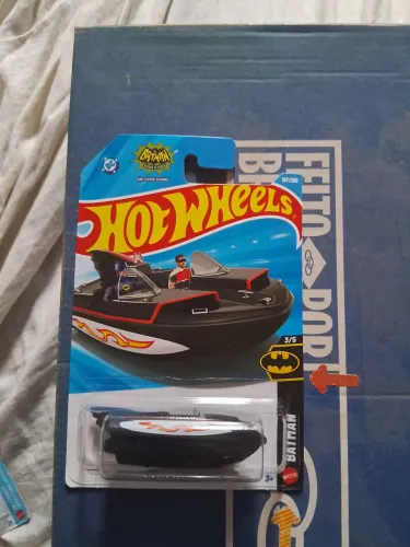 1966 bat boat hot wheels 1/64