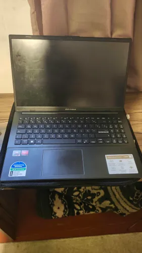 Notebook ASUS vivobook go 16GB RAM + 512GB! Perfeito estado.