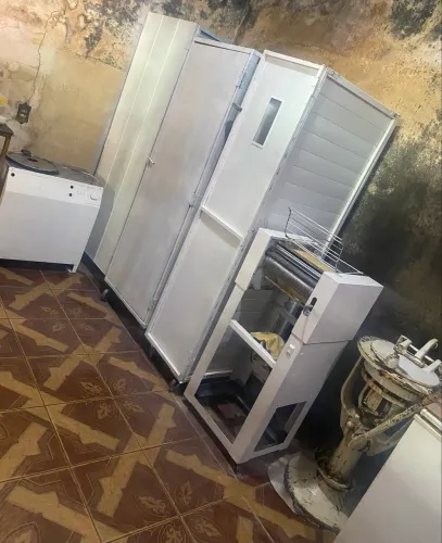 Lote Completo de Equipamentos para Padaria - Forno, Masseira, Modeladora + 50 Latas