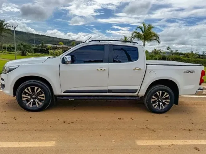 Chevrolet S10 Pick-up LTZ 2.5 Flex 4X4 CD 2017