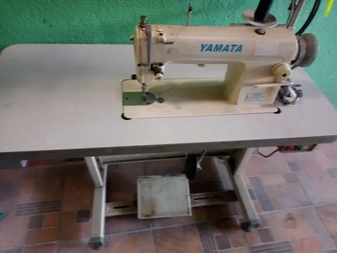 Máquina industrial reta yamata