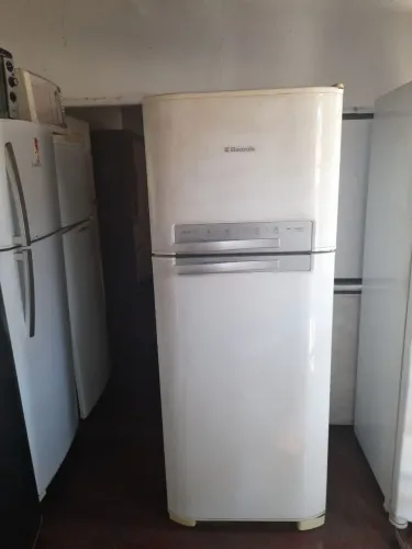 Geladeira Electrolux Fox fri DF 47 celebrante.bluetouch