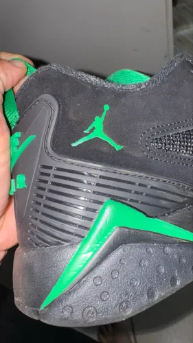 Tênis jordan MVP92 original