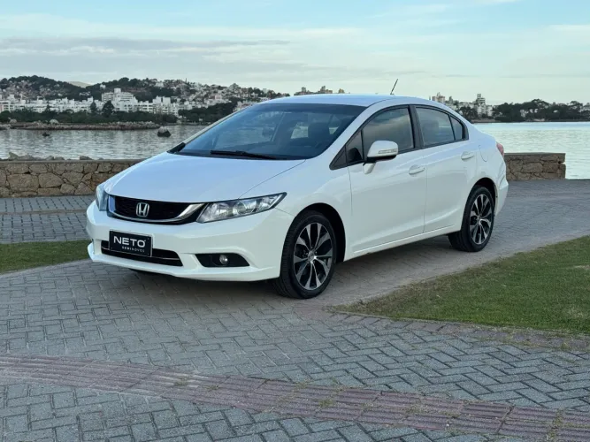 Honda Civic Sedan LXR 2.0 Flexone 16V Aut. 4P 2015
