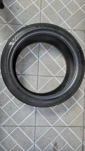 Pneu Kumho Ecsta 255/35 ZR18 94Y
