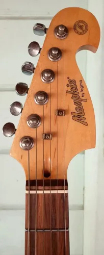 Guitarra Memphis Strato