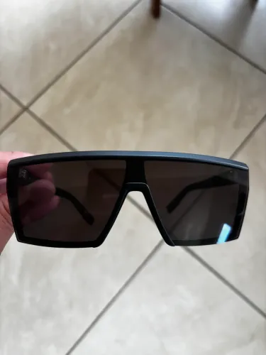 Óculos Evoke Futurah