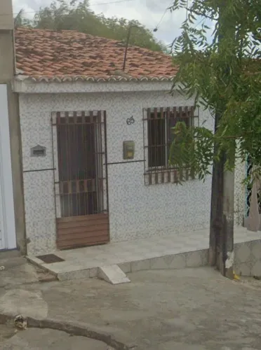 Vendo Casa na Praça Adroaldo Campos em Capela na Travessa Tobias Barreto 65