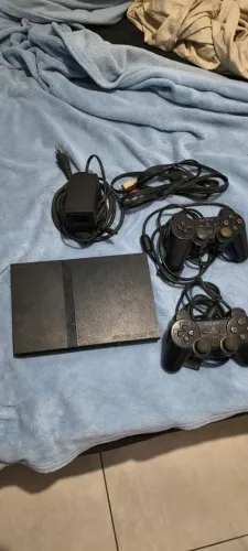 Playstation 2 Slim- não liga + acessórios