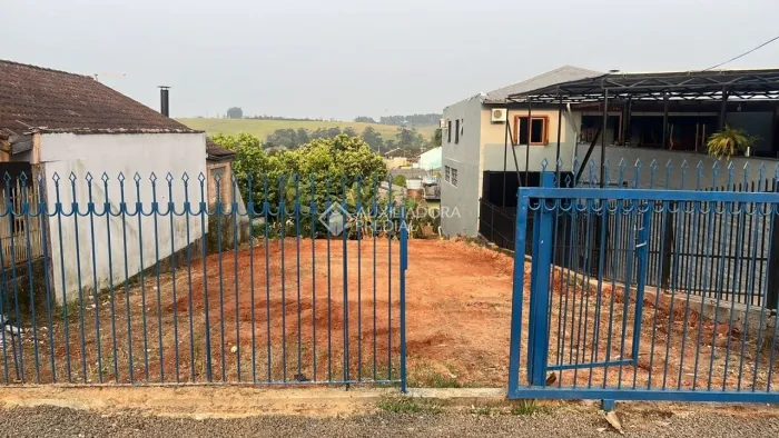 vendo Terreno, aceito carros , camioneta, moto.