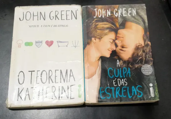 Kit 2 Livros John Green - A Culpa é das Estrelas + O Teorema Katherine