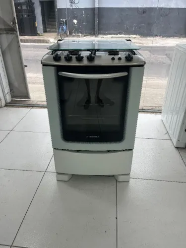 Fogão 4 bocas funcionando em perfeito estado