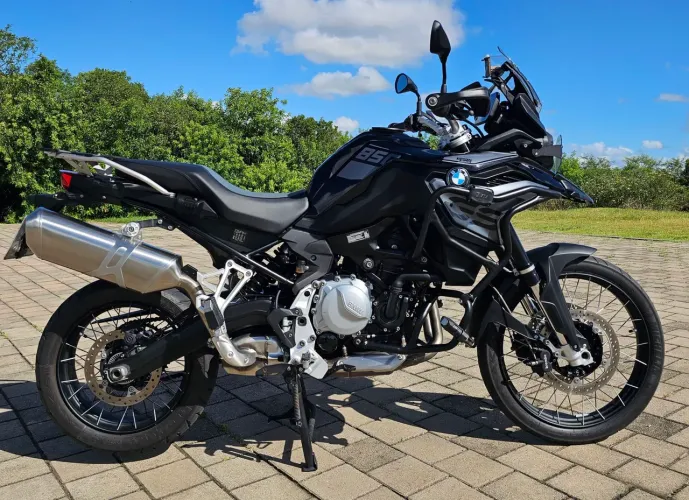 GS850 PREMIUM TRIPLE BLACK 