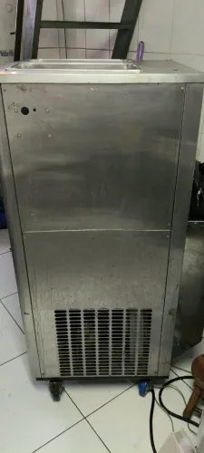 Máquina de açaí semi nova