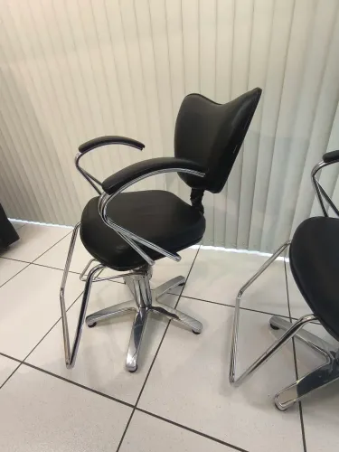 Cadeiras profissionais de cabeleireiro 