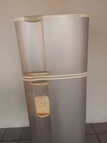 Geladeira Eletrolux