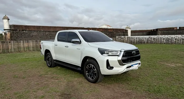 Toyota Hilux CD SRX 4X4 2.8 TDI 16V Diesel Aut. 2024