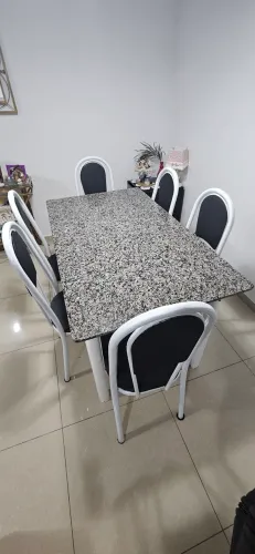 Mesa de jantar 6 cadeiras
