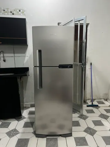 Vende-se geladeira Electrolux