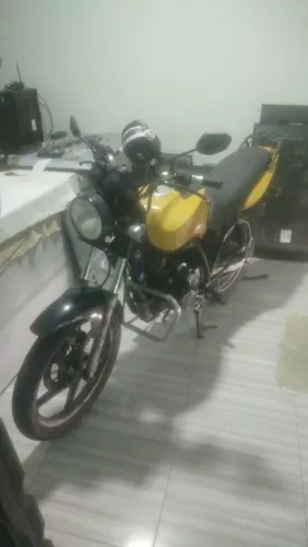 Moto em dias