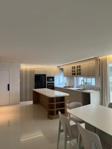 TEMPORADA Apto 4 suites vista mar luxuoso