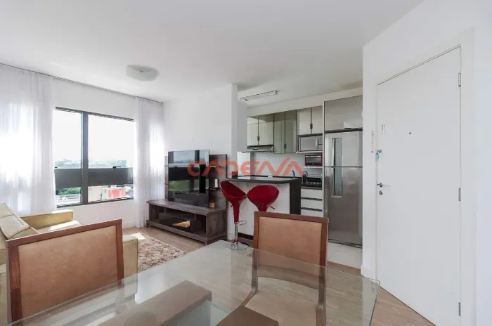 Apartamento com 2 quartos e 1 vaga à venda no Juvevê