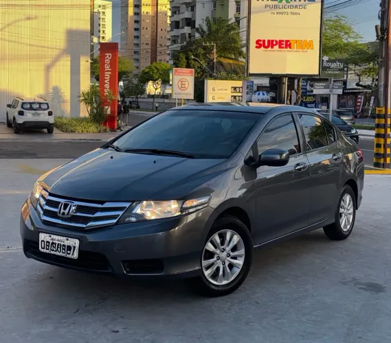 Honda City Sedan LX 1.5 Flex 16V 4P Mec. 2013