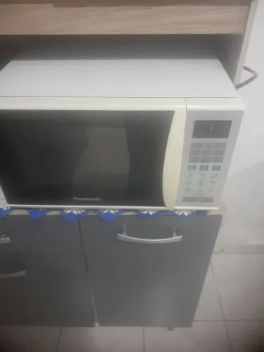 Microondas usada em bom estado