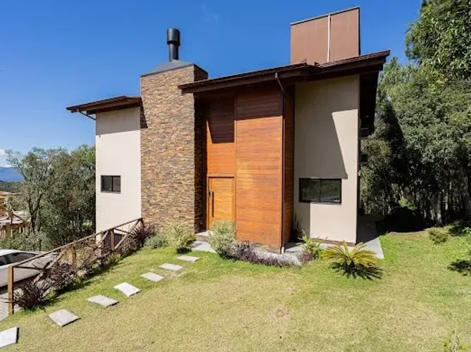 Casa condomínio fechado Rancho queimado 