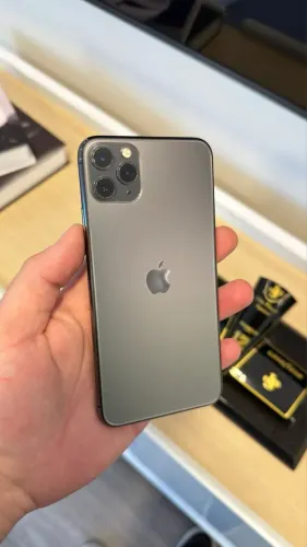 iPhone 11 Pro Max 256 gigas leia o anúncio!!!