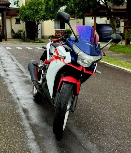 HONDA CBR 250R 2012