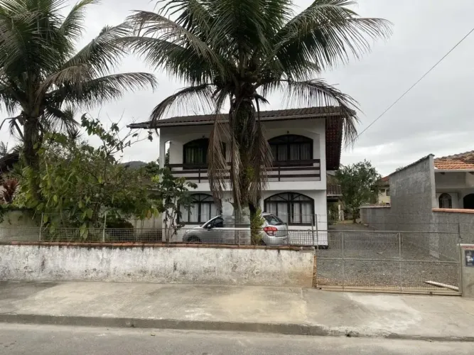 SOBRADO no GLÓRIA com 3 quartos para VENDA, 200 m²