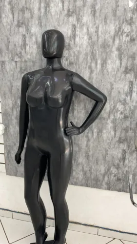 manequim Feminina Plus Size 