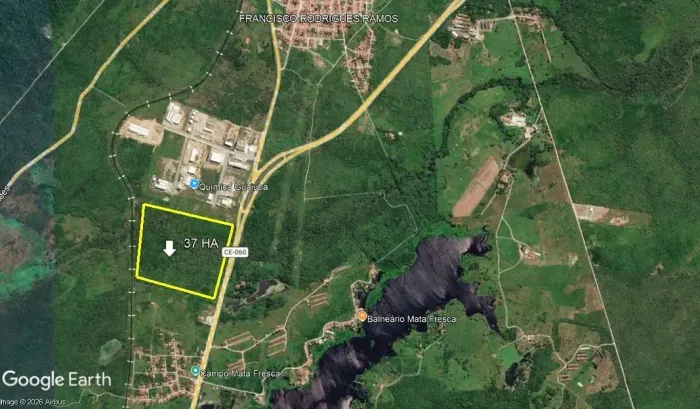 terreno de 340.000m² vizinho ao polo químico de Guaiuba - CE