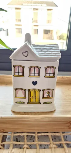Casinha decorativa de porcelana