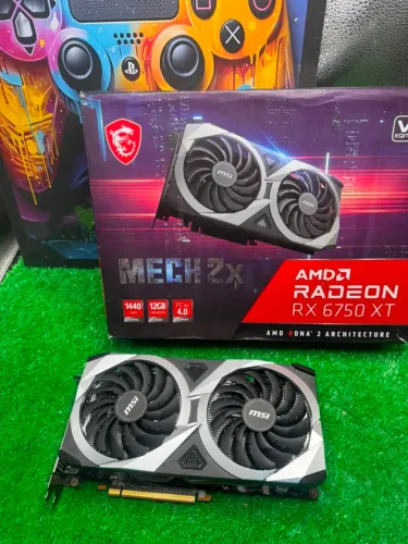RX 6750 XT 12GB Gddr6 MSI Mech na caixa! Garantia, somos Loja! Envio pela OLX!