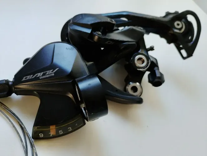 Câmbio + Alavanca Shimano Alívio 9v