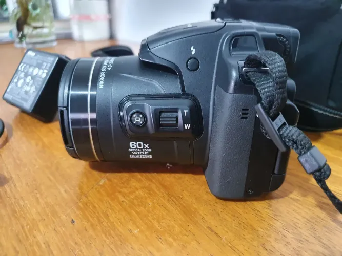 Câmera fotográfica Nikon CoolPix P610