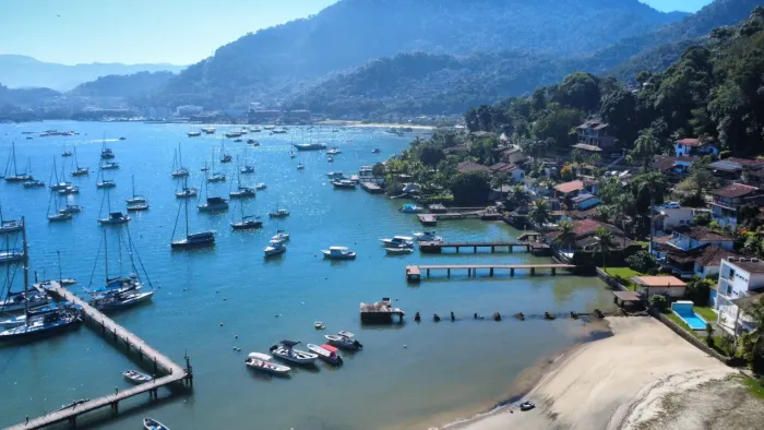 Casa em Condomínio para Venda em Angra dos Reis, Marinas, 4 dormitórios, 1 suíte, 2 banhei