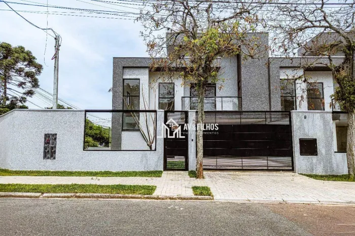Sobrados de Alto Padrão à Venda no Campo Comprido Curitiba!