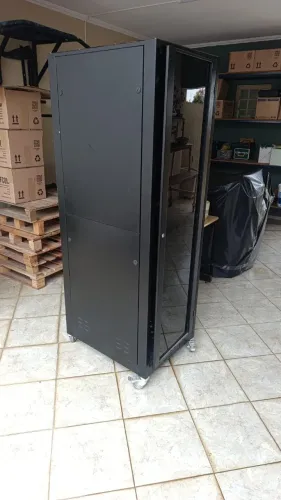 Rack Servidor Central de Rede c/ Rodizio | 0,60x0,77x2,00 m | + PABX | PERFEITO ESTADO